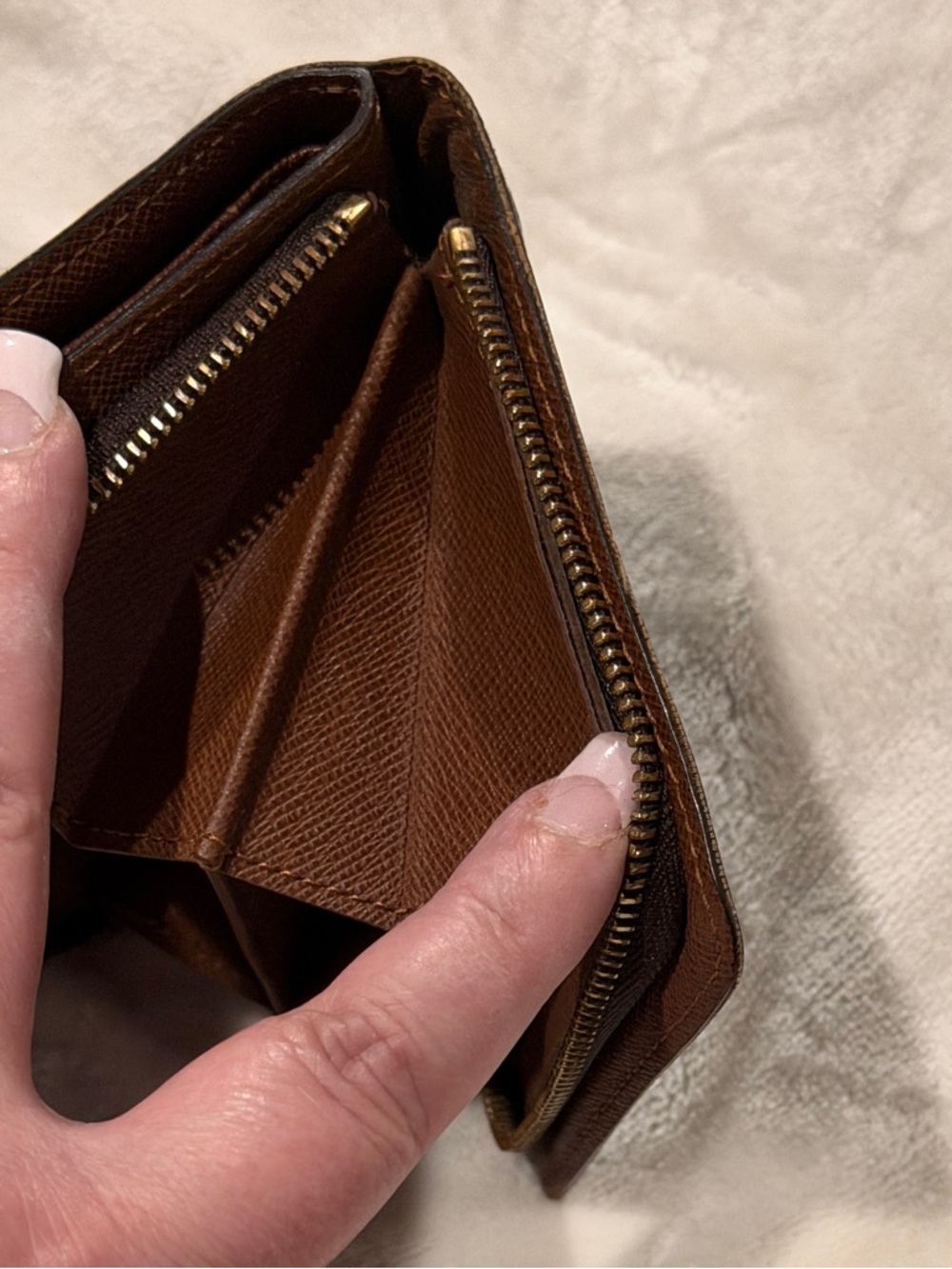 Louis Vuitton Porte Monnaie Viennois Wallet Monogram Compact Snap Coin VINTAGE - Picture 4 of 15
